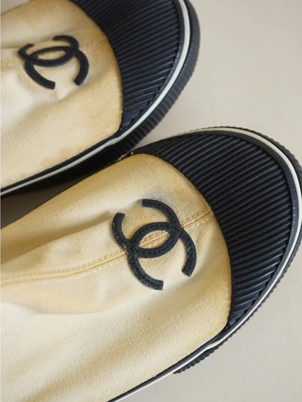 Vintage Chanel Ivory Cotton / Black Rubber Ankle Booties - Size 39 AS IS